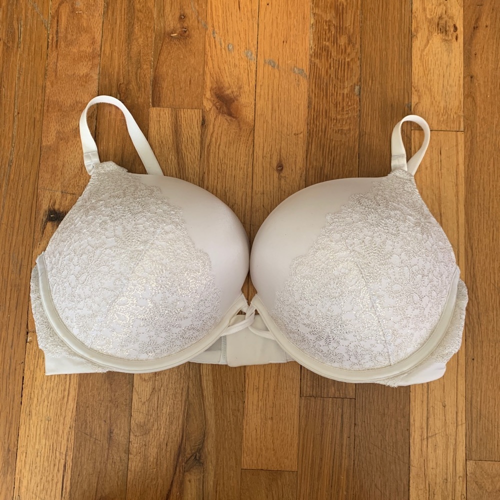 Victoria’s Secret bra